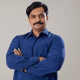 Man-Posing-Front-Camera-Folding-260Nw-2451558737